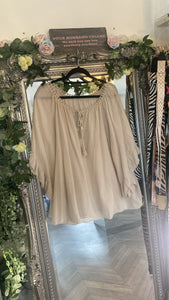 Gypsy beige top